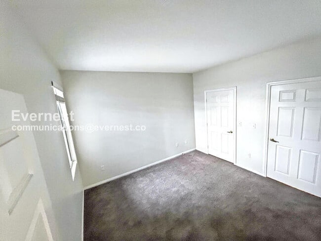 Building Photo - 6955 N Durango Dr