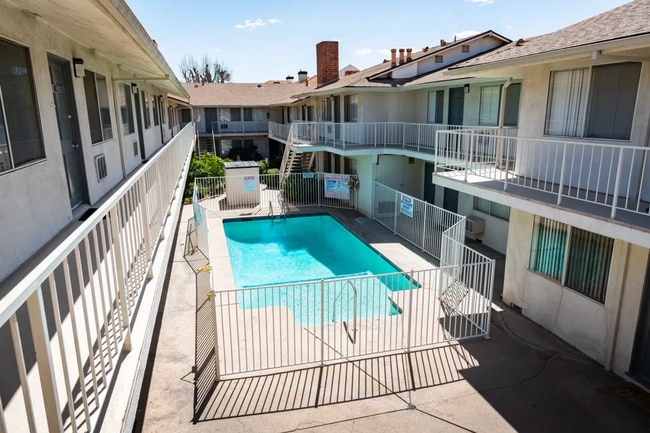 Building Photo - Ivy Apartments at Northridge