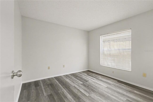 Building Photo - 13618 Laraway Dr