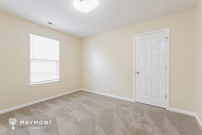 Building Photo - 318 Cool Embers Ln