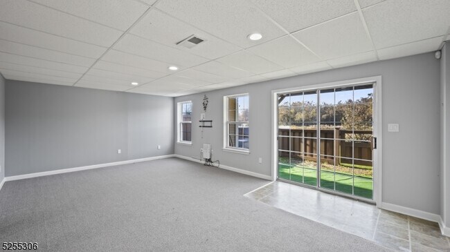 Building Photo - 1306 Stech Dr