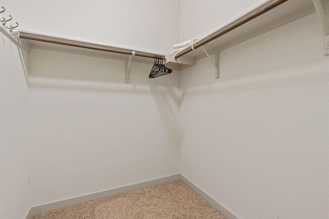 Building Photo - 7713 Lowenfield Dr