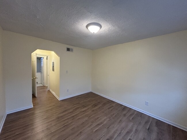 Building Photo - 4329 Halley Terrace SE