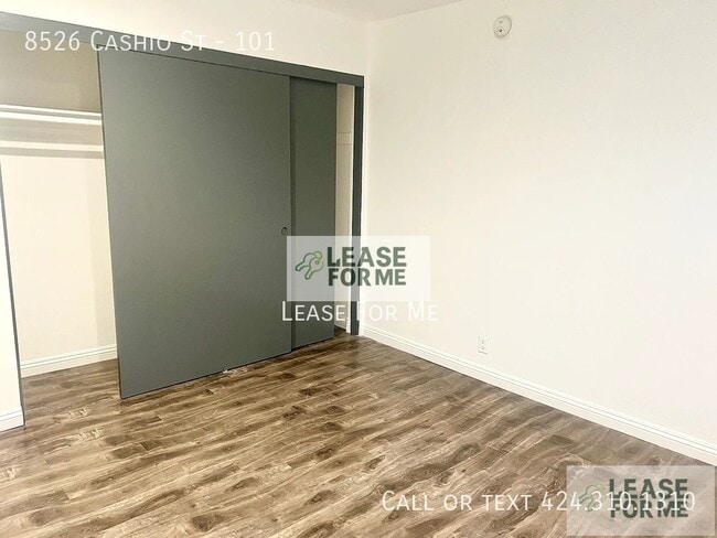 Building Photo - 8526 Cashio St