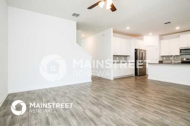 Building Photo - 6433 Sprucepine Ln