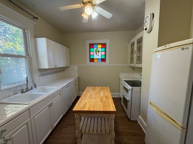 Building Photo - Downtown Wilmington