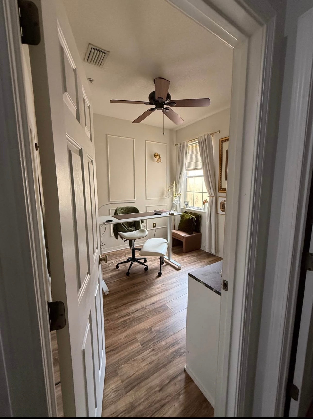 Building Photo - 3572 Parkridge Cir