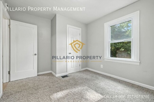 Building Photo - 1407 N Luett Ave