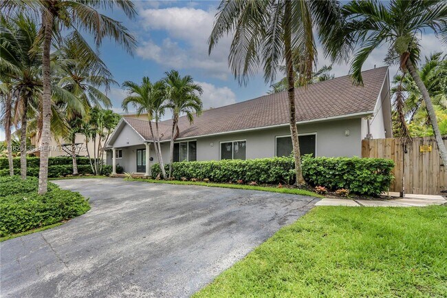 Building Photo - 1108 Washington St