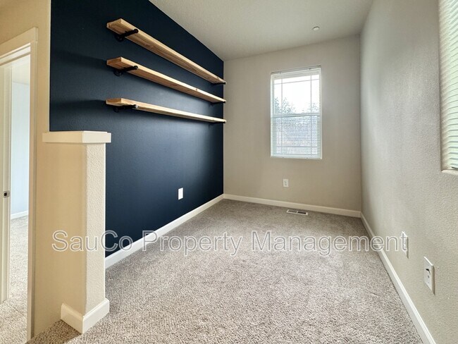 Building Photo - 13558 SW Beach Plum Terrace