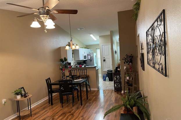 Building Photo - 319 Loveland Cir