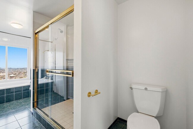 Building Photo - 45 Graystone Terrace