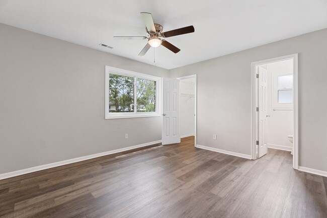 Building Photo - 2916 Knight Rd