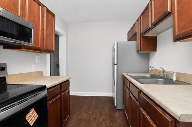 Building Photo - Charming 3BD/1BA Ranch in