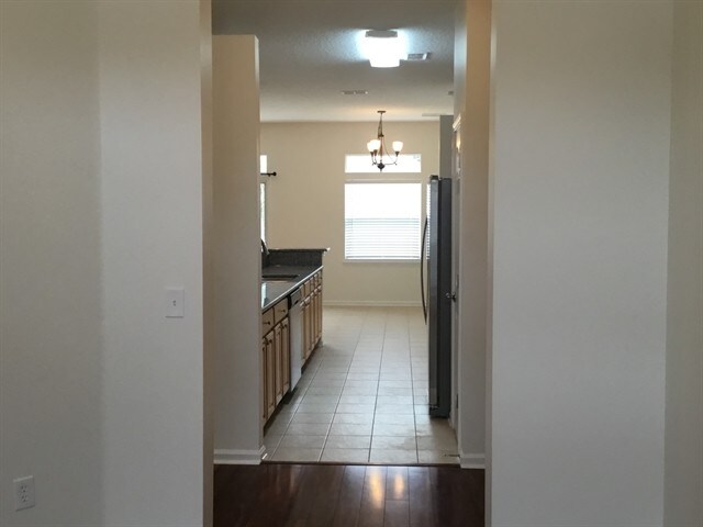 Building Photo - 2061 Jimmy Ln