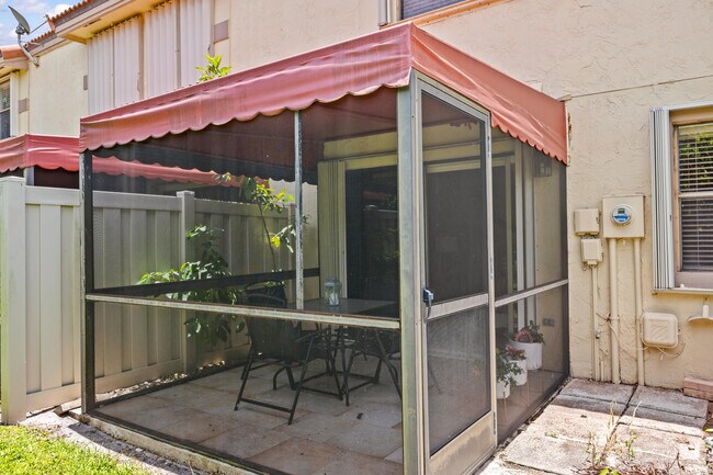 Building Photo - 12196 Sag Harbor Ct