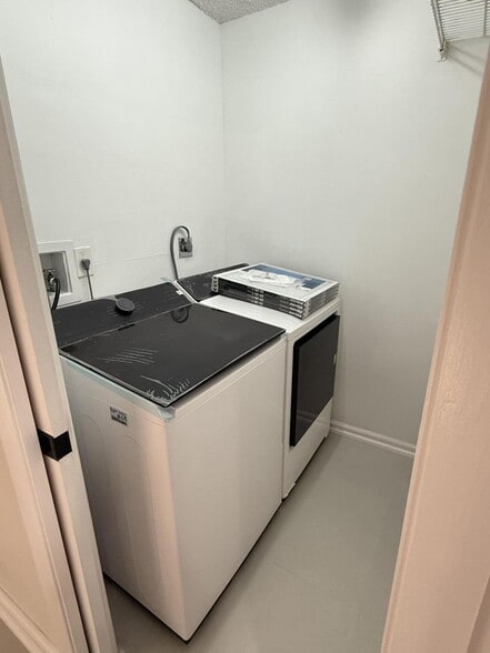 Building Photo - 4538 NW 90th Ave