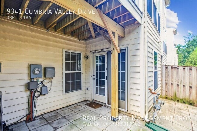 Building Photo - 9341 Cumbria Valley Dr