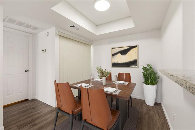 Building Photo - 8510 Park Ln