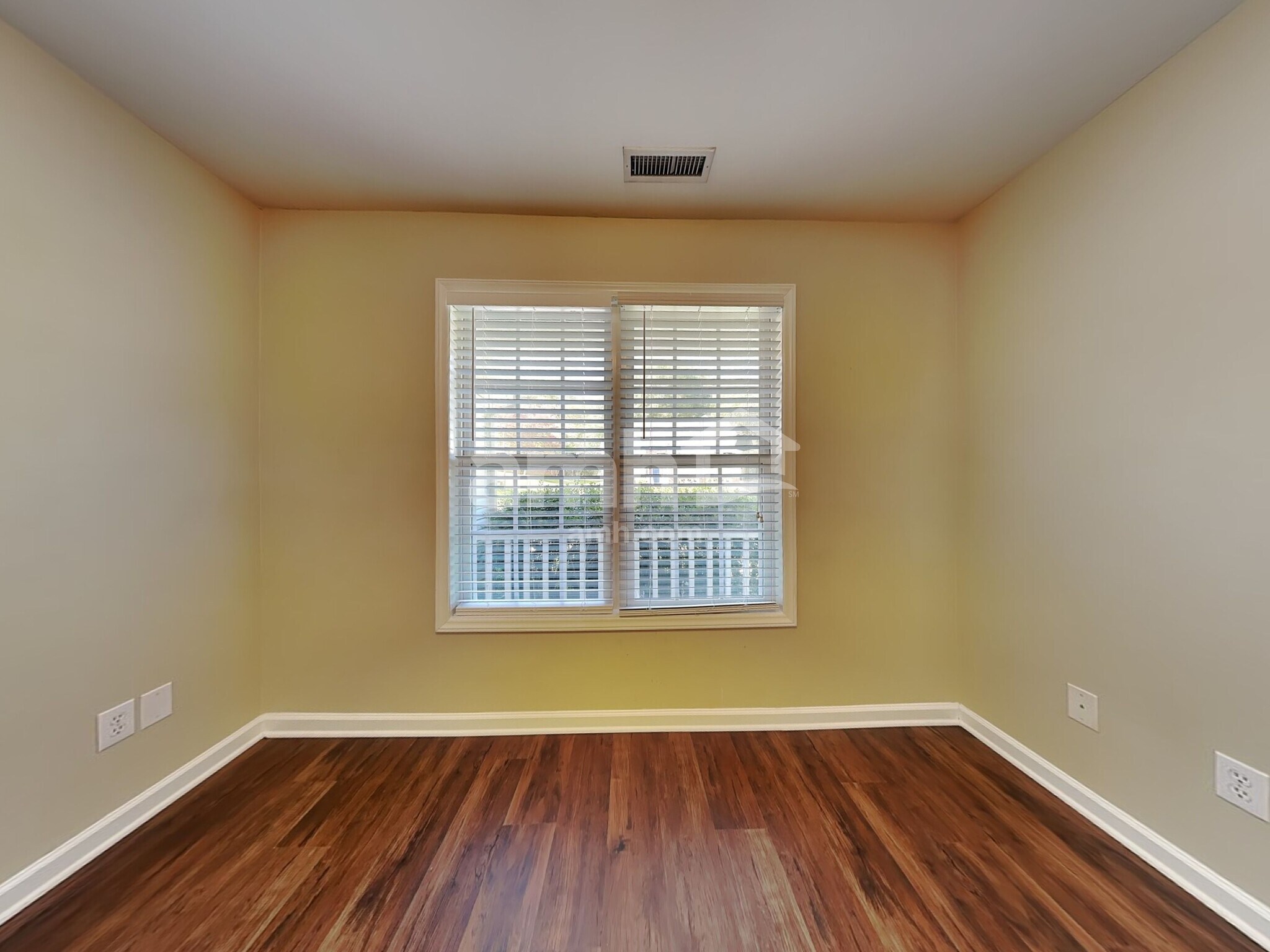 Building Photo - 166 Hunters Horn Ln