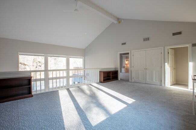 Building Photo - 15 Brandywine Falls Rd