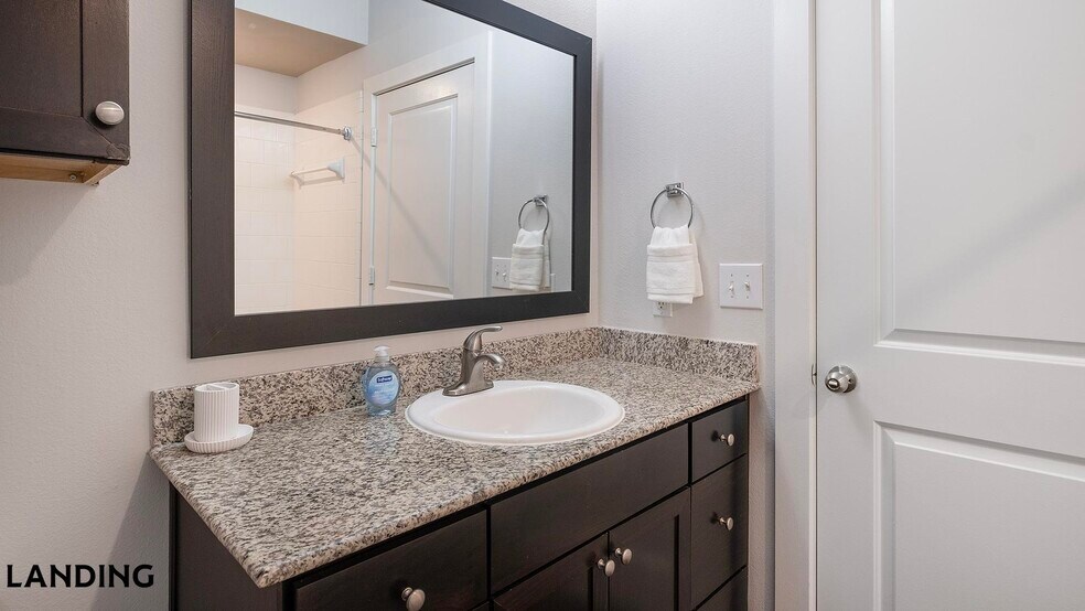 Building Photo - 13920 Mandolin Dr
