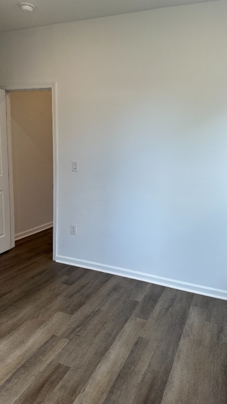 Building Photo - 5643 Market St