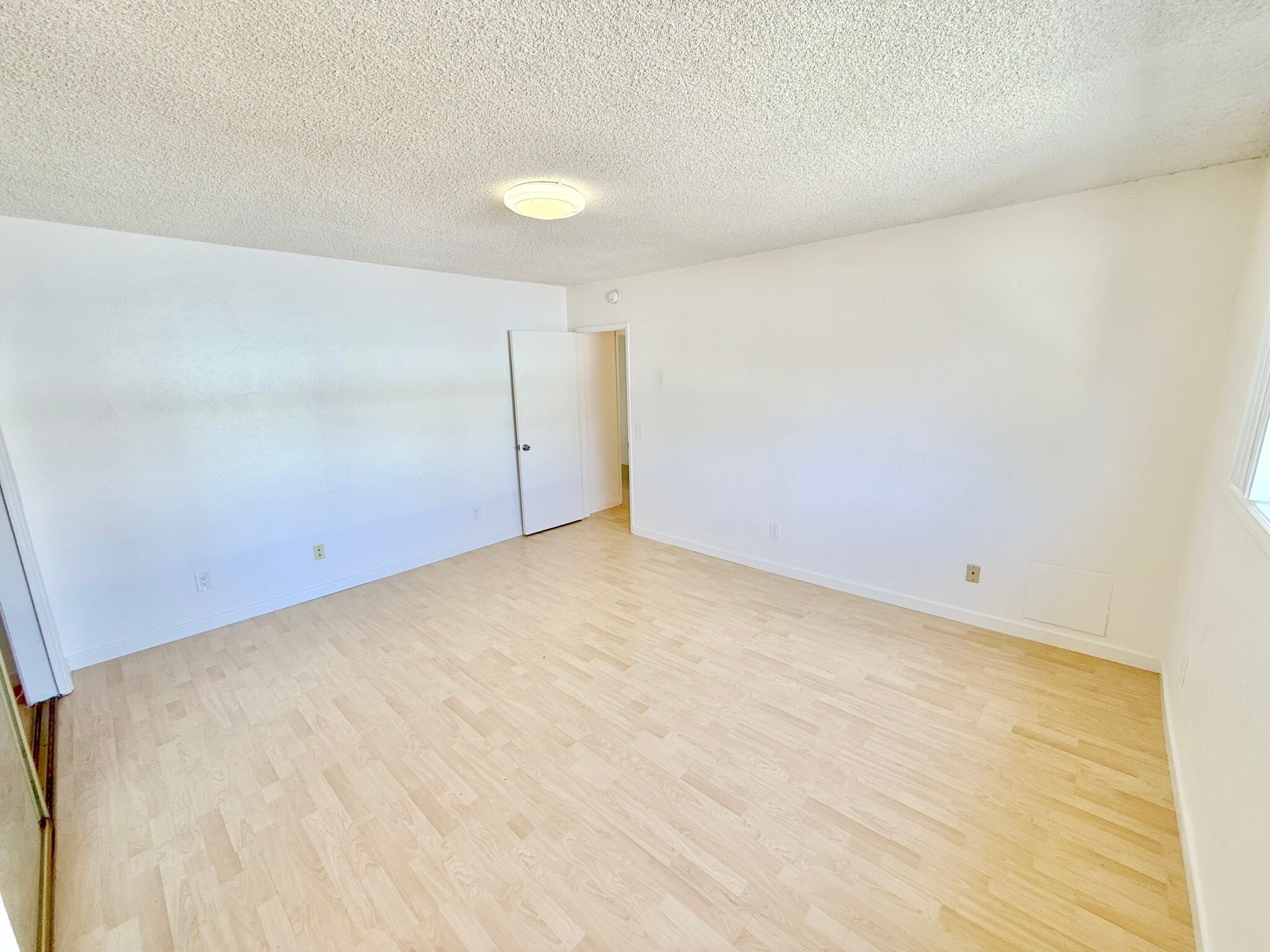 Building Photo - 1534 11th St