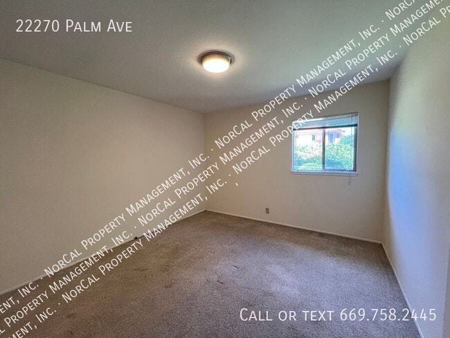 Building Photo - 22270 Palm Ave