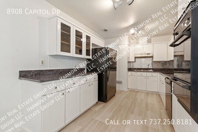 Building Photo - 8908 Capitol Dr