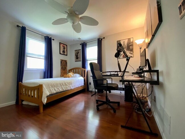 Building Photo - 99 Ivy Ave