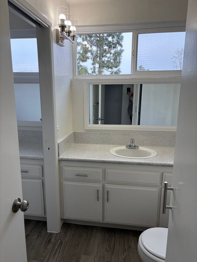 Building Photo - hbr4882