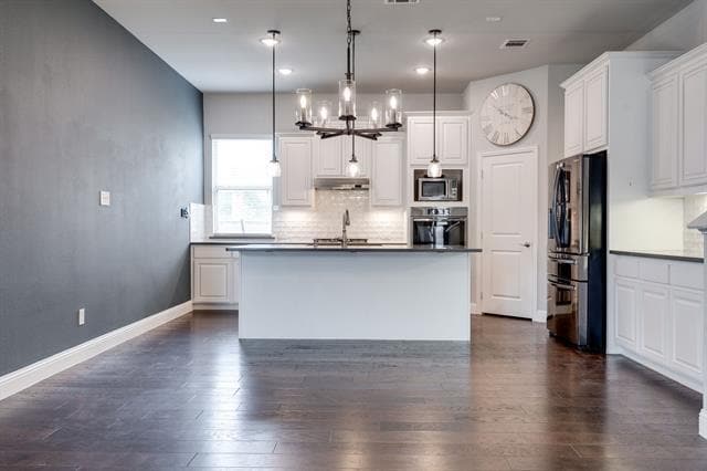 Building Photo - 3521 Camden Dr