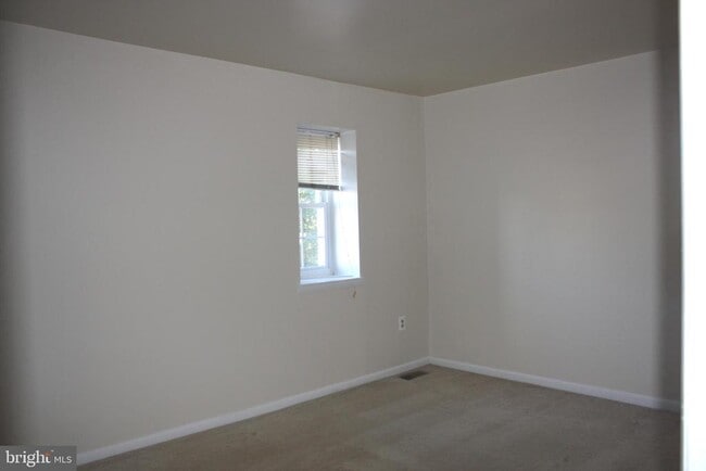 Building Photo - 7438 Ardglass Dr