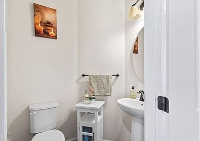 Building Photo - Gorgeous 4BR/2.5BA located in Warrington! Available NOW!