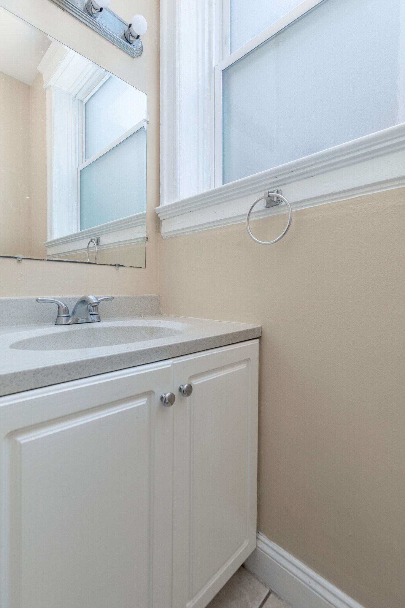 Building Photo - 6010 Washington Blvd