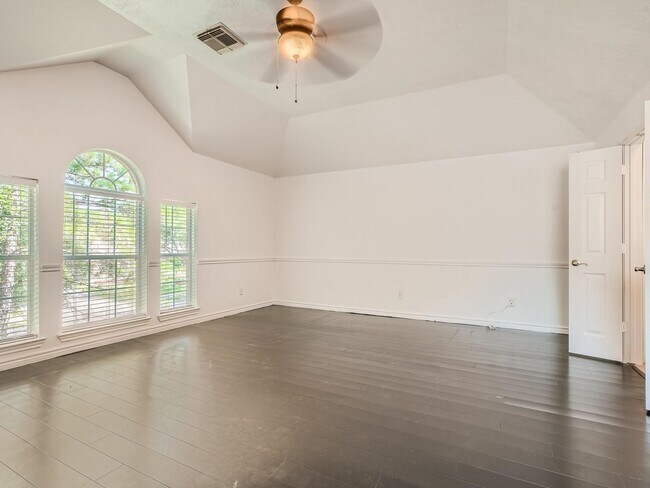 Building Photo - 503 Taskwood Dr