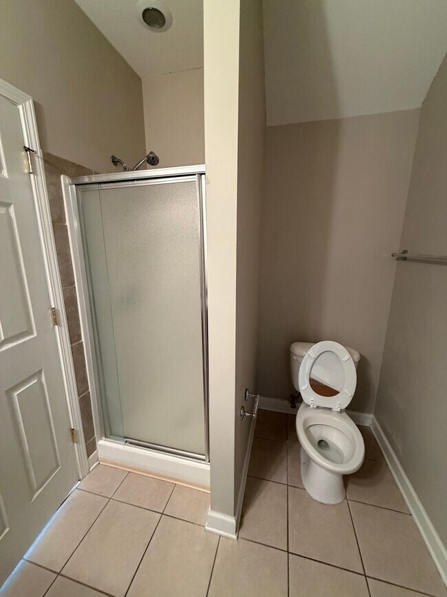 Building Photo - 410 Conley Dr