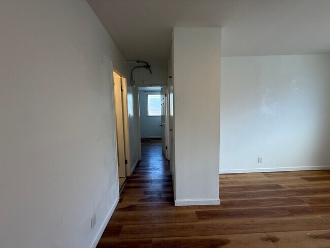 Building Photo - Iolani Terrace