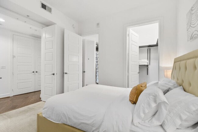 Building Photo - 101 Bowen St