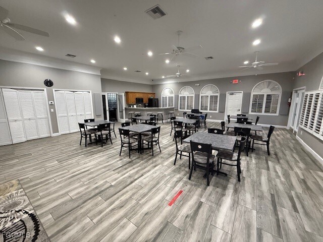 Building Photo - 8350 Trentwood Ct