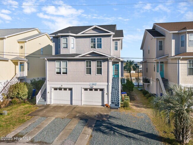 Building Photo - 314 Columbia Ave