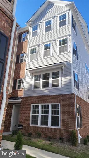 Building Photo - 9360 Seney Ln