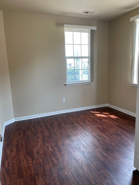 Building Photo - 8429 Towne Center Cir