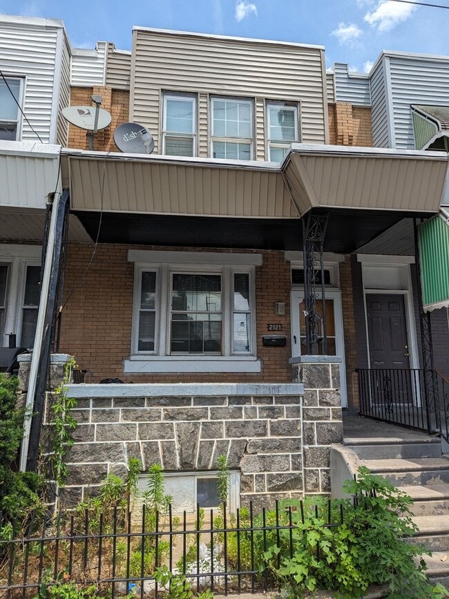 Primary Photo - Large Home - Kingsessing