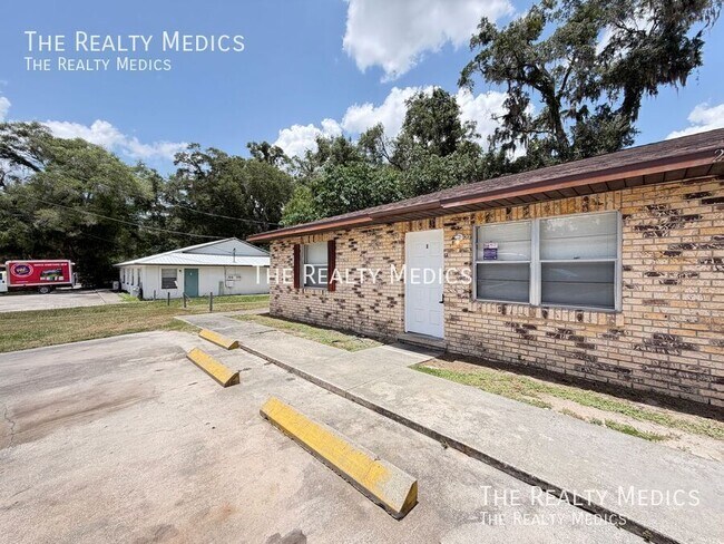 Building Photo - 2055 NW 43rd-1