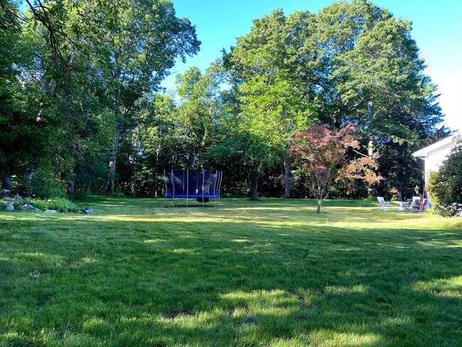 Building Photo - 15 Winchester Dr