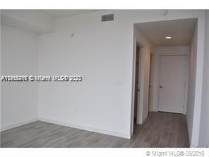 Building Photo - 1 br, 1 bath Condo - 999 SW 1st Ave Apt 2509