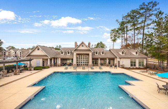 Building Photo - Brookstone Park Apartments