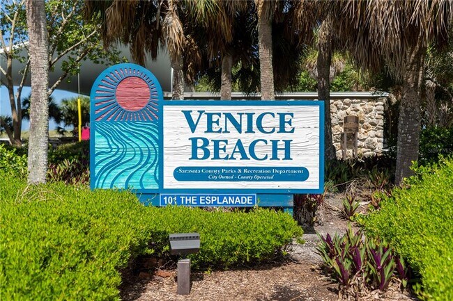 Building Photo - 5852 Ocean Isle Dr